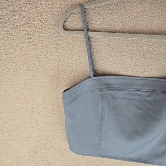 Acoa Womens Cropped Top Sz L Blue Adj. Straps Side Zip Soft To Touch - Picture 2 of 10